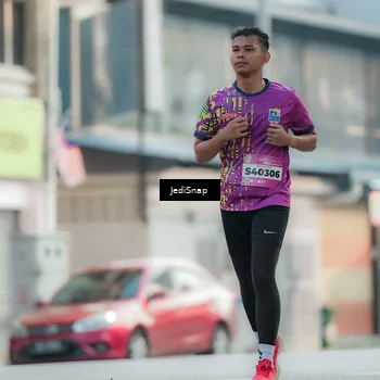 Runner Photo 5905214