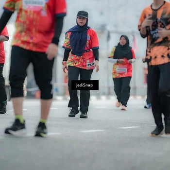 Runner Photo 5905239