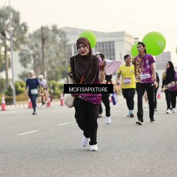 Runner Photo 5905244