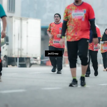 Runner Photo 5905253