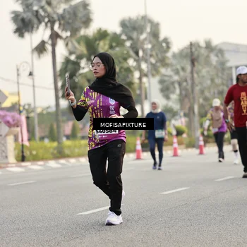 Runner Photo 5905257
