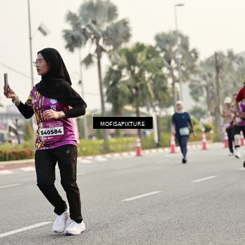 Runner Photo 5905279