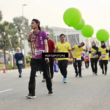 Runner Photo 5905284