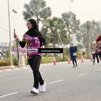 Runner Photo 5905287