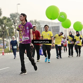 Runner Photo 5905293