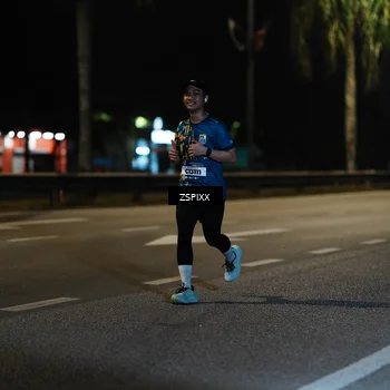 Runner Photo 5905338