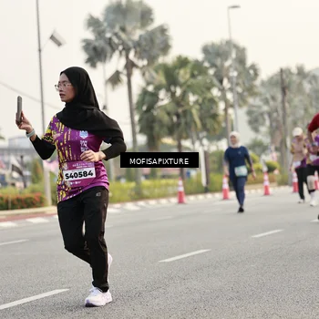 Runner Photo 5905342