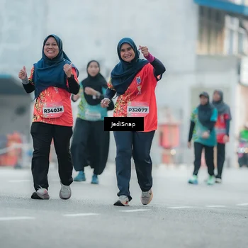 Runner Photo 5905355