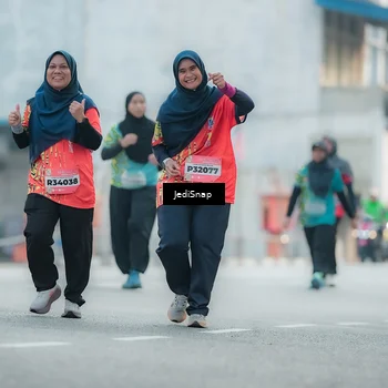 Runner Photo 5905360