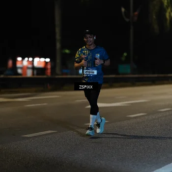 Runner Photo 5905369