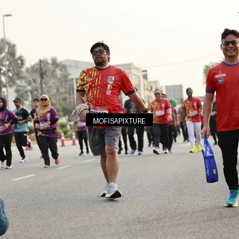 Runner Photo 5905388