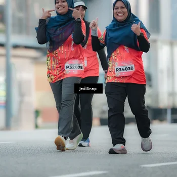 Runner Photo 5905400
