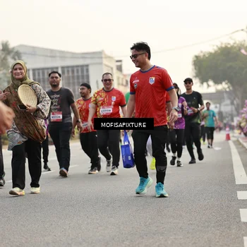 Runner Photo 5905414