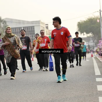 Runner Photo 5905421