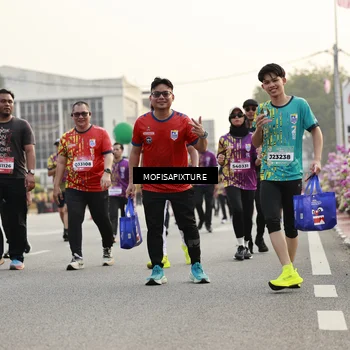 Runner Photo 5905424