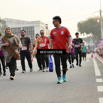 Runner Photo 5905436