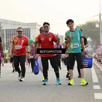 Runner Photo 5905443