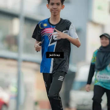 Runner Photo 5905459