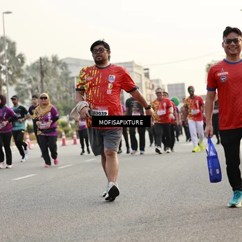 Runner Photo 5905474