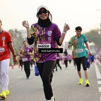 Runner Photo 5905490