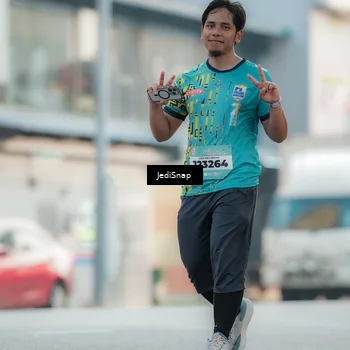 Runner Photo 5905523