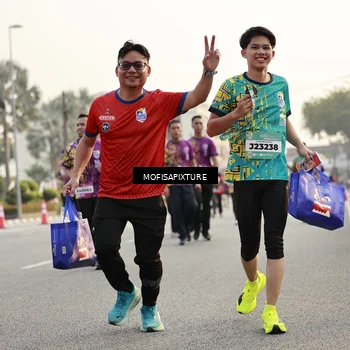 Runner Photo 5905530