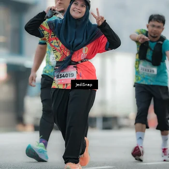 Runner Photo 5905559