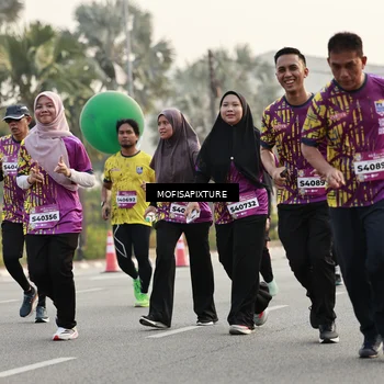 Runner Photo 5905592