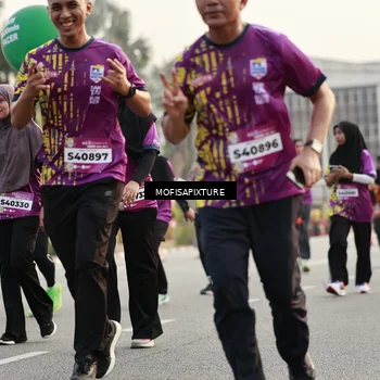 Runner Photo 5905596
