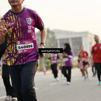 Runner Photo 5905606