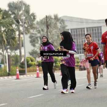 Runner Photo 5905614