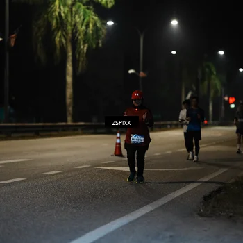 Runner Photo 5905615