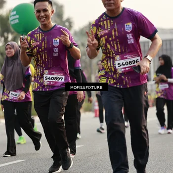 Runner Photo 5905618