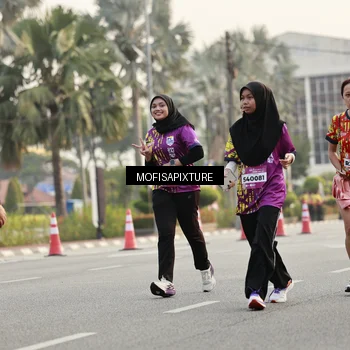 Runner Photo 5905635