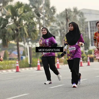 Runner Photo 5905636