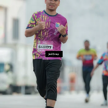 Runner Photo 5905651