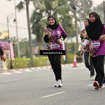 Runner Photo 5905669