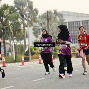 Runner Photo 5905674