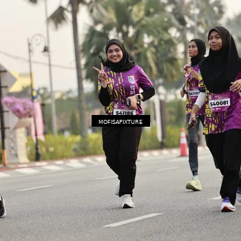 Runner Photo 5905678
