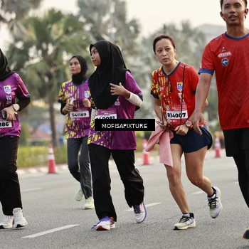 Runner Photo 5905680