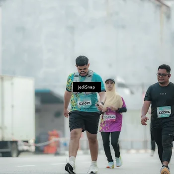 Runner Photo 5905728