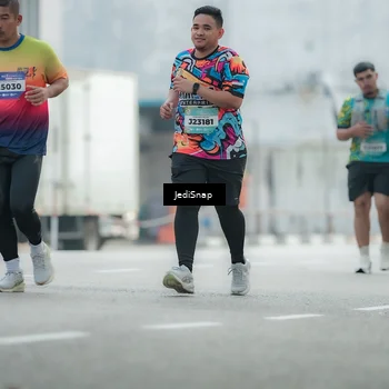 Runner Photo 5905744
