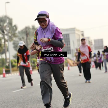 Runner Photo 5905760