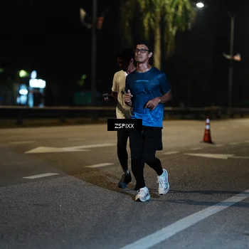 Runner Photo 5905771