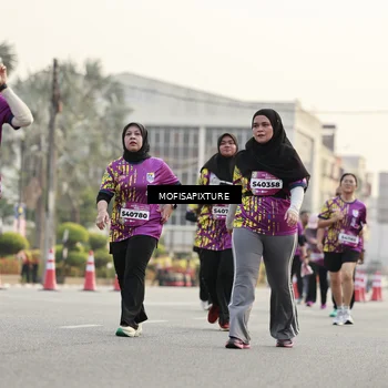 Runner Photo 5905796