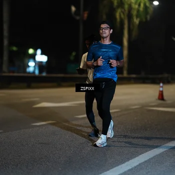 Runner Photo 5905815