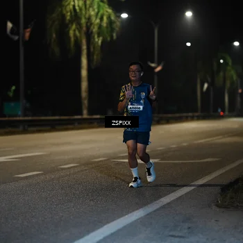 Runner Photo 5905825