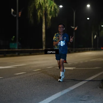 Runner Photo 5905836
