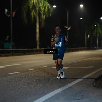 Runner Photo 5905838