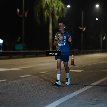 Runner Photo 5905848